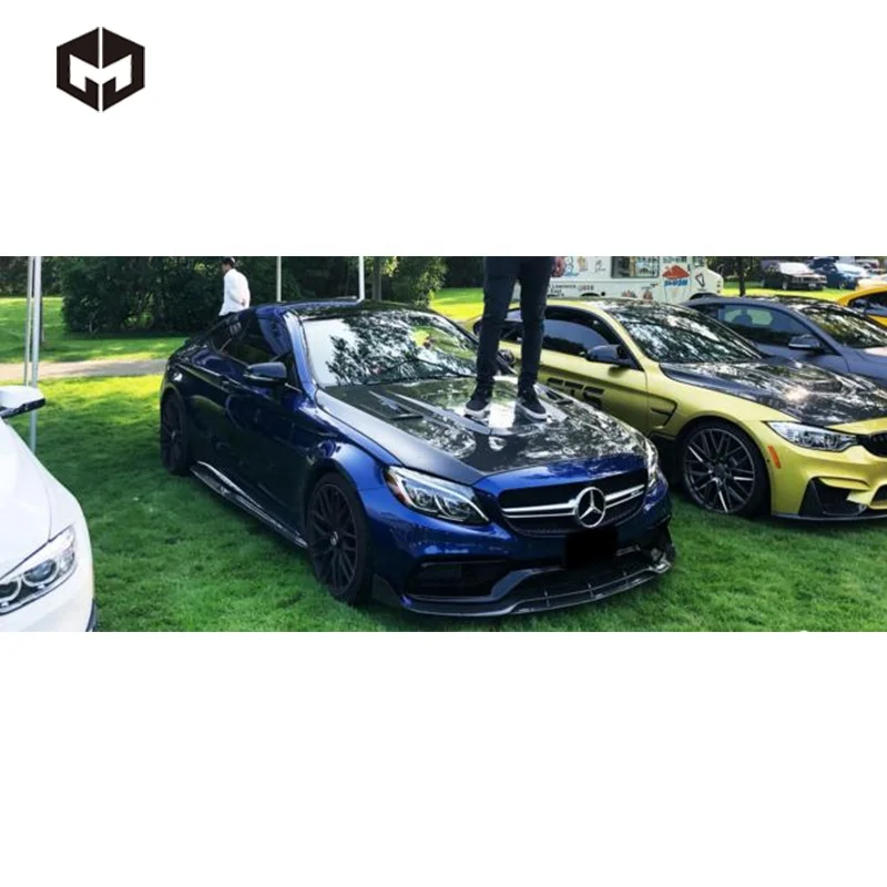 Acrylic-carbon-W205 Hood 5.jpg