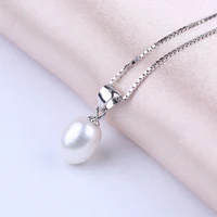 

Drop shape freshwater pearl pendant necklace