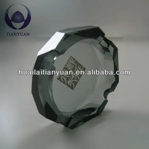 color optional elegent hexagon shaped pressed glass ashtray manufacturer in china