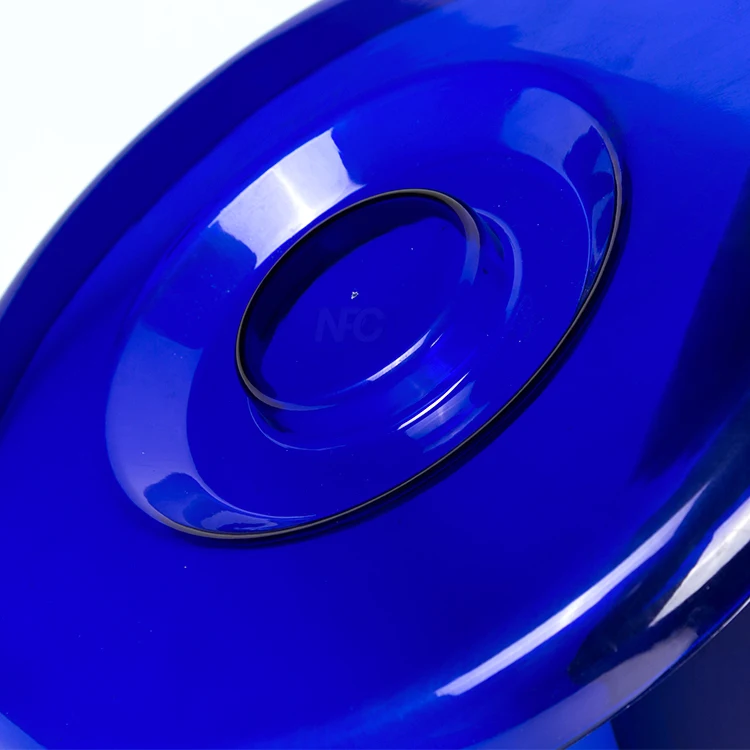 outdoor ice bucket.jpg