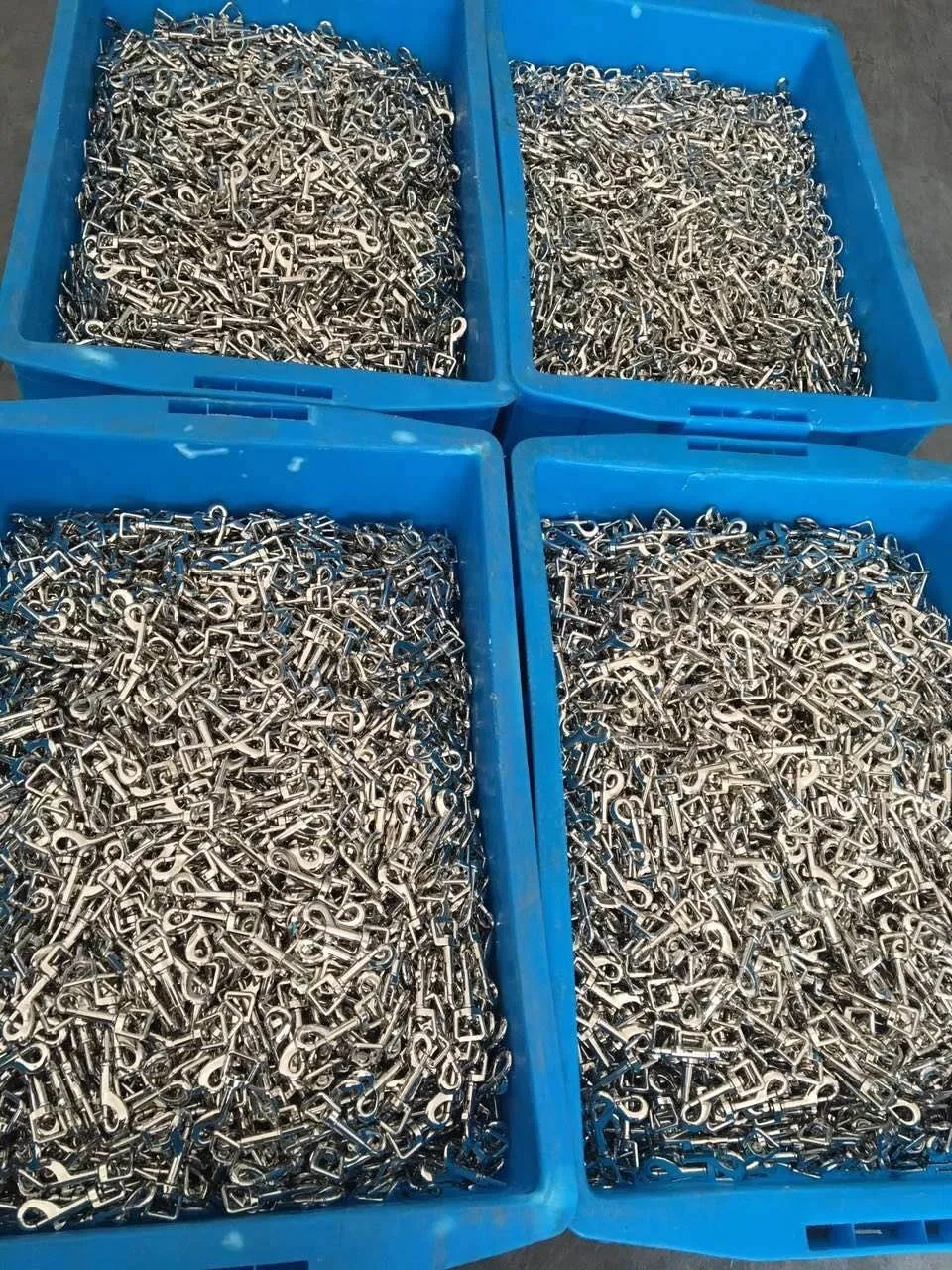 BT-K35 Factory Hot Selling Zinc Alloy Lockable Black Gun for Dog Leash Gancho Perro Carabiner Swivel Snap Hook