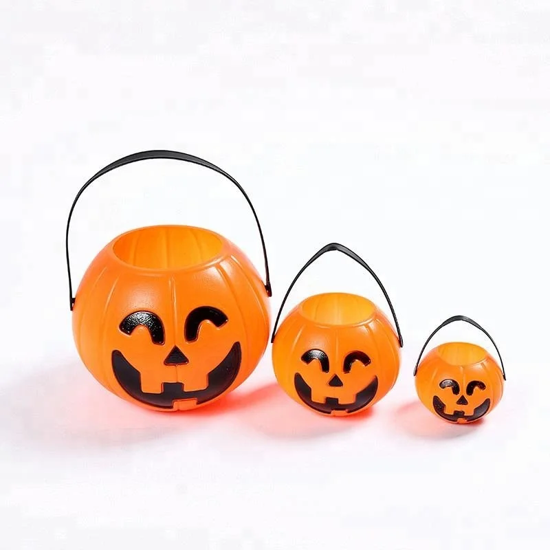 plastic halloween buckets