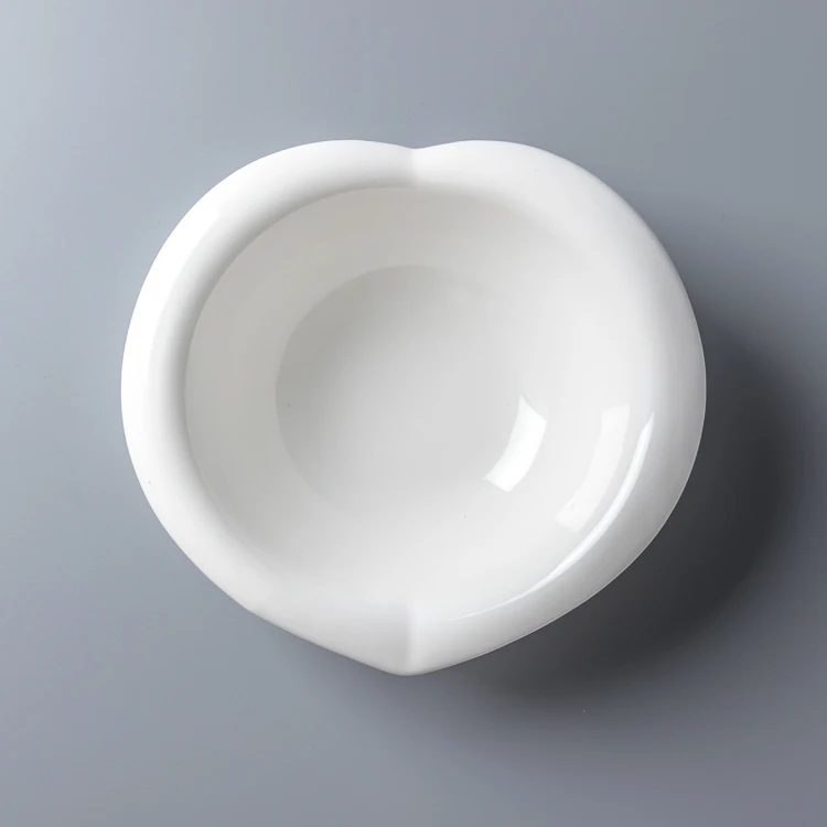 

6-9 inch Modern design Heart shaped bowl concise porcelain white dinner set for wedding ceramic white soup ceramic bowl