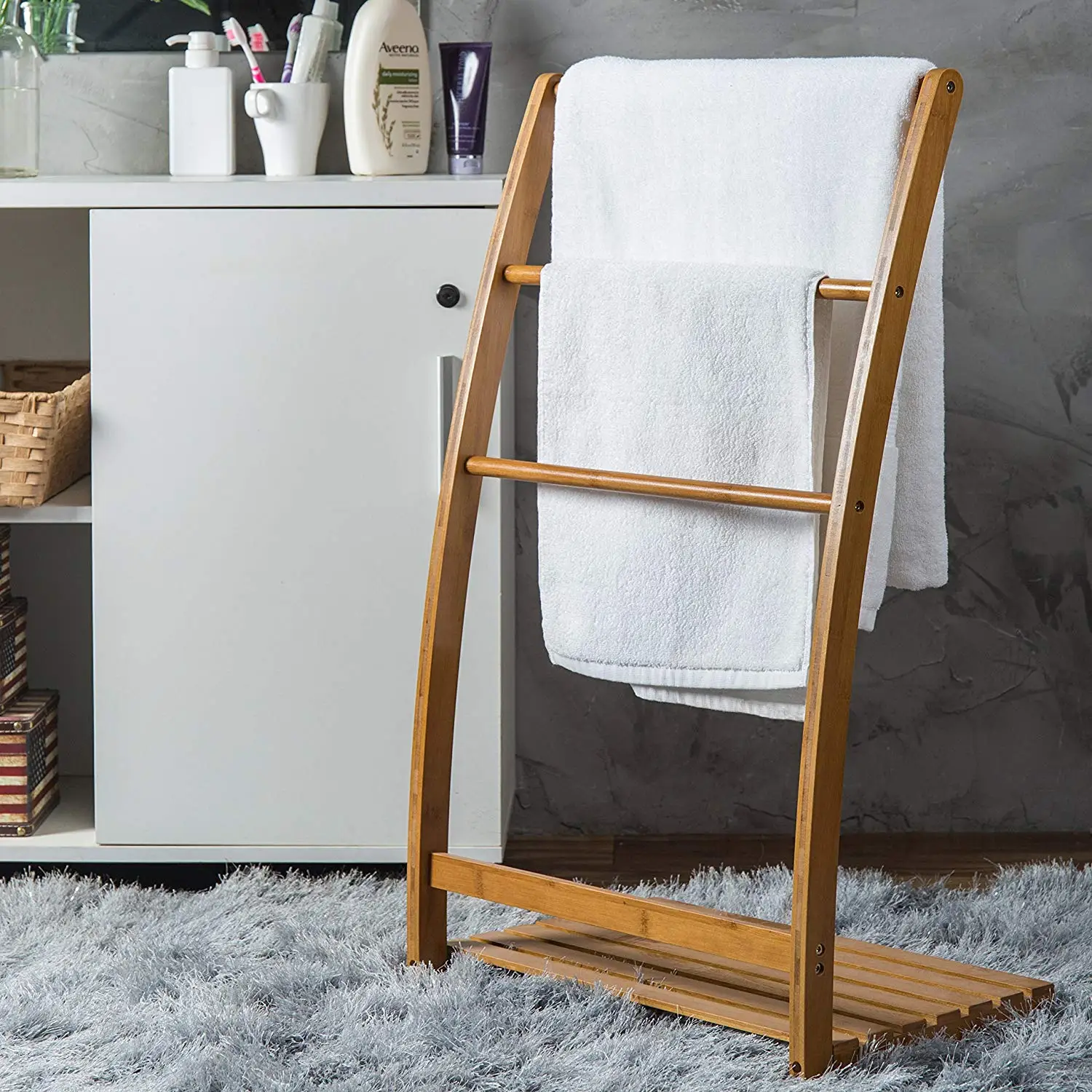 Freestanding Standing Wood Corner Towel Holder Bamboo Ladder Stand