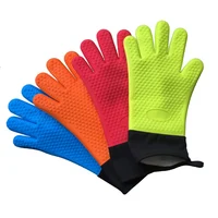 

Amazon Top Seller 2020 Kitchen Baking Anti-scalding High-temperature Five-finger Gloves Plus Cotton Thick Non-slip Oven Mitt