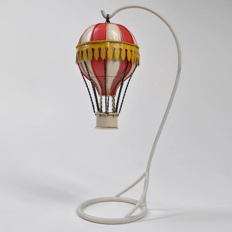 Handmade Metal Mini Hot Air Balloon Model For Decorative Items
