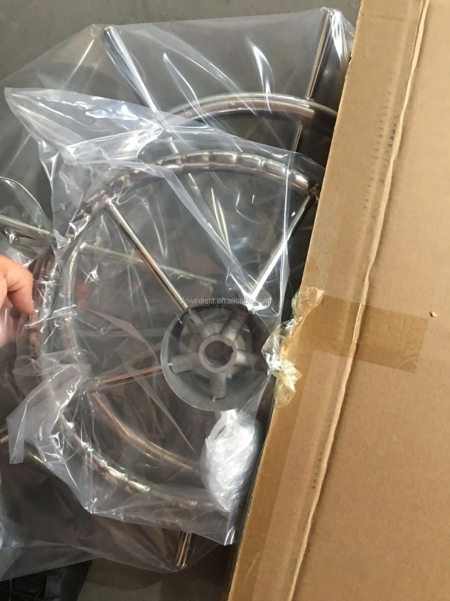 steering wheel.jpg