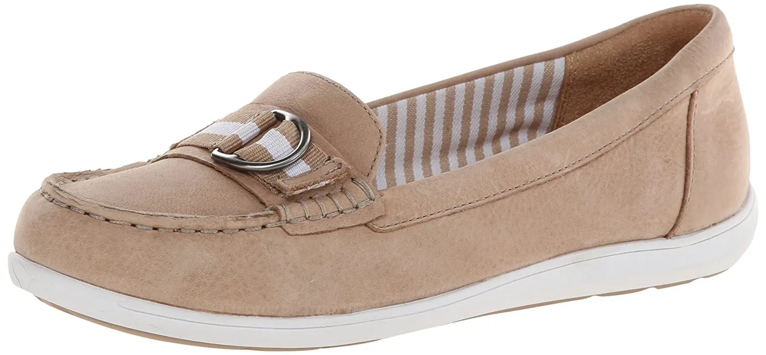 naturalizer driving shoes