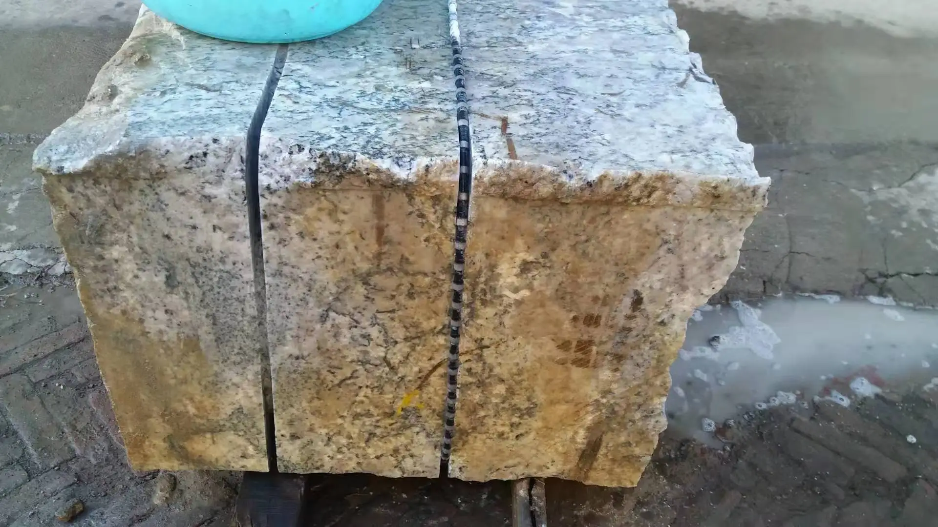 低价格混凝土切割钢材切割锯金刚石绳锯机出售