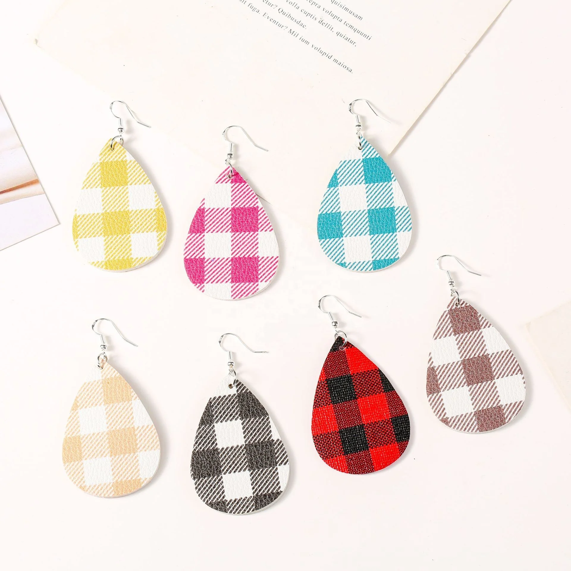 

Wholesale Pop Buffalo Plaid PU Leather Earrings Teardrop Fashion Summer Celebrity Checked Leather Earrings For Women, As picture show