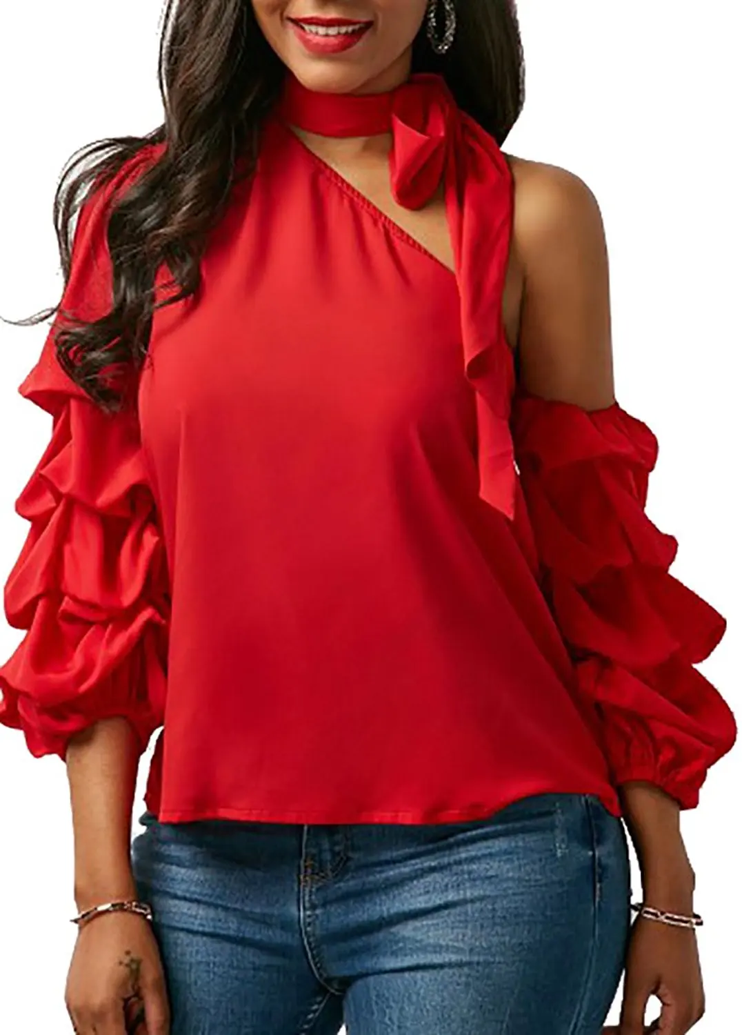 Красная блузка с рукавом
