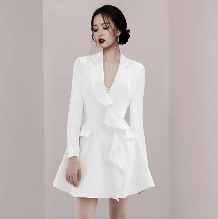 

2019 spring new European stand lapel long-sleeved waist slim ladies dress, White