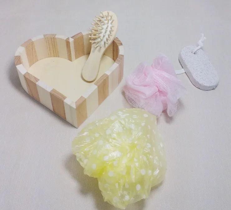 
Hearth-shaped 4pcs bucket bath set 