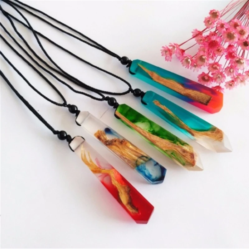 

2019 New design Wood and resin pendant necklace ethnic necklace