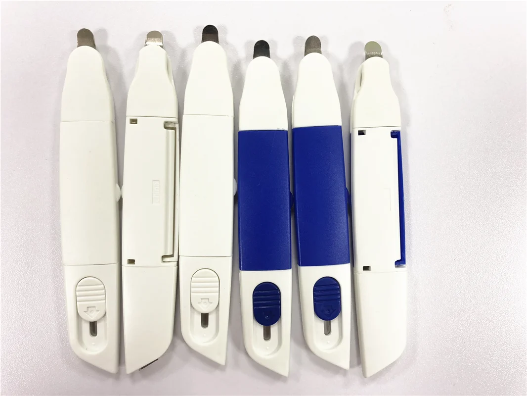 Staple Remover (3).png