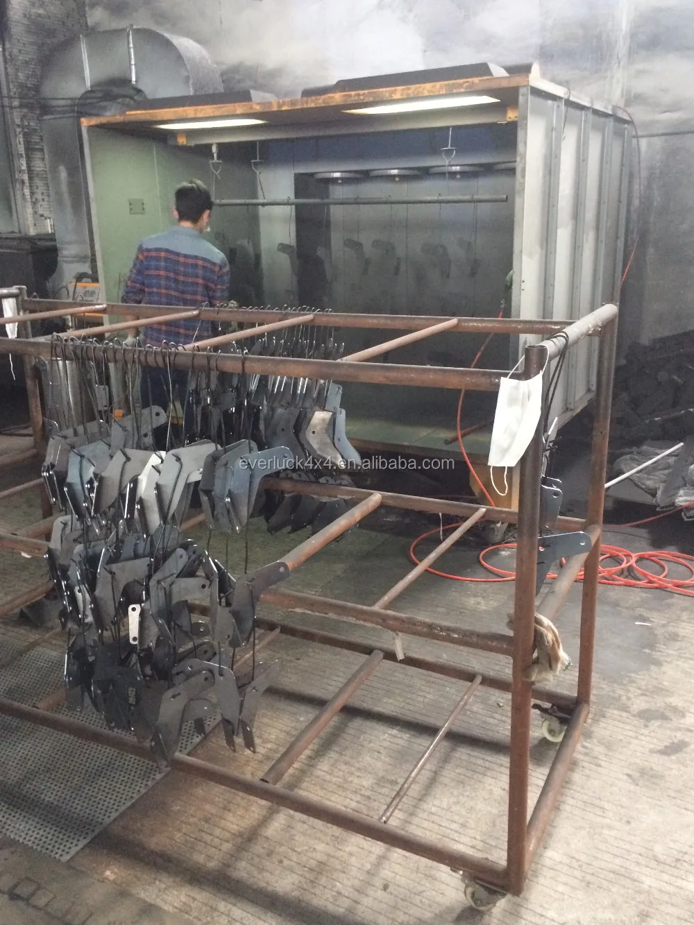 High Quality Roll Bar For Np300 2018 Powder Coated Steel Material Roll Bar,Sport Bar,Rear Bull