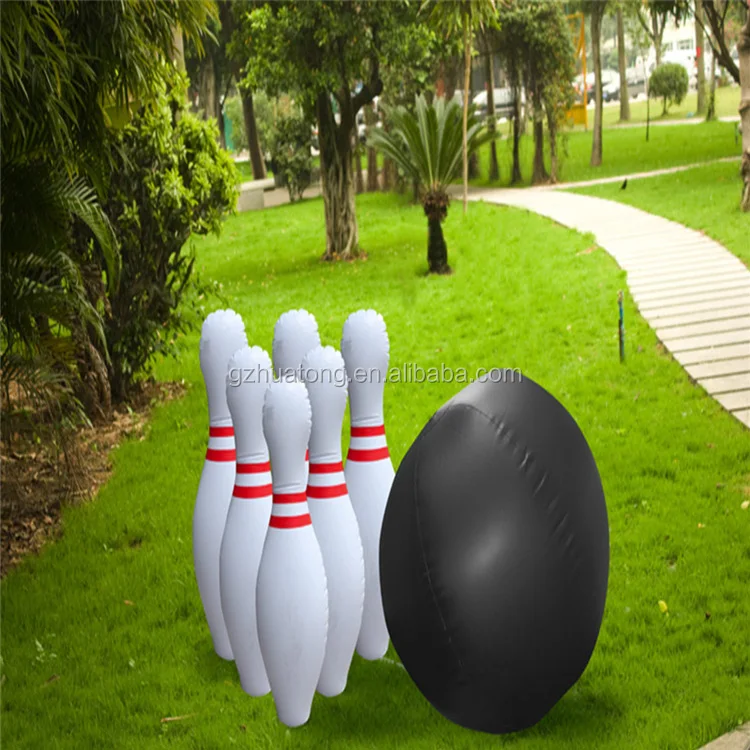 giant lawn bowling set