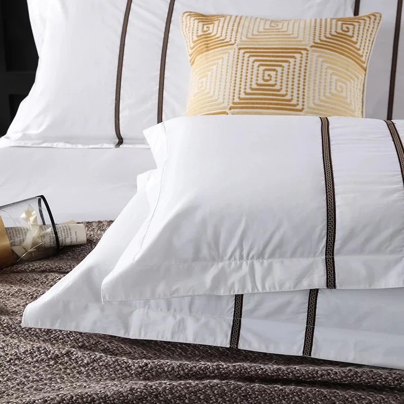 
Luxury 100% cotton embroidered hotel bedding set for hotel and home used with cheap price 