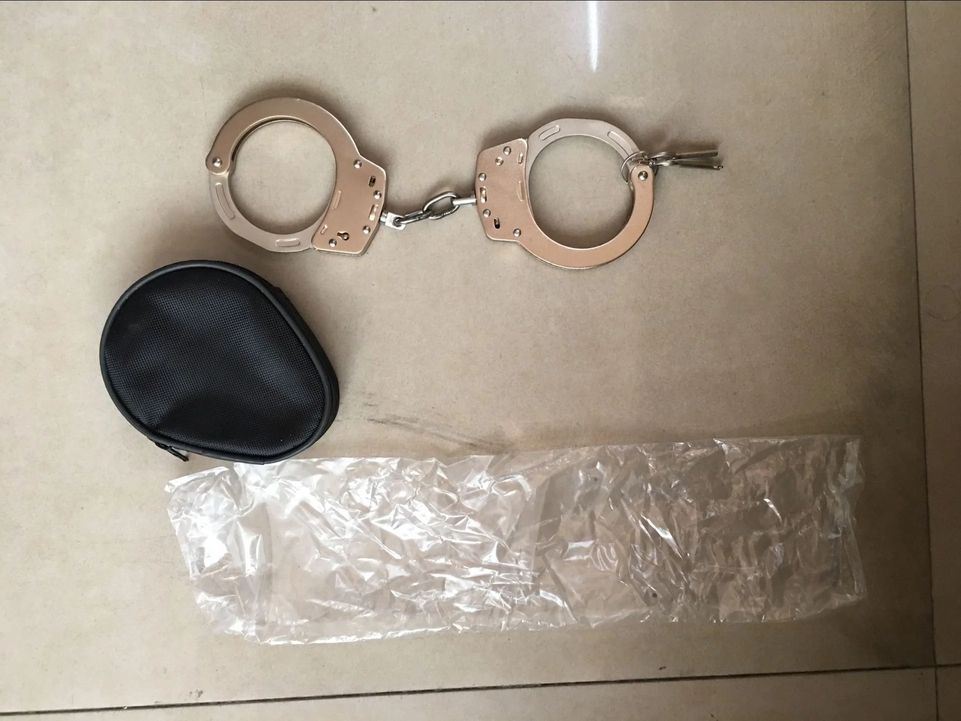 
Cheap Universal Police use alloy handcuffs 