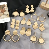 

Xus Earrings 2019 geometric metal hoop earrings alloy custom earrings