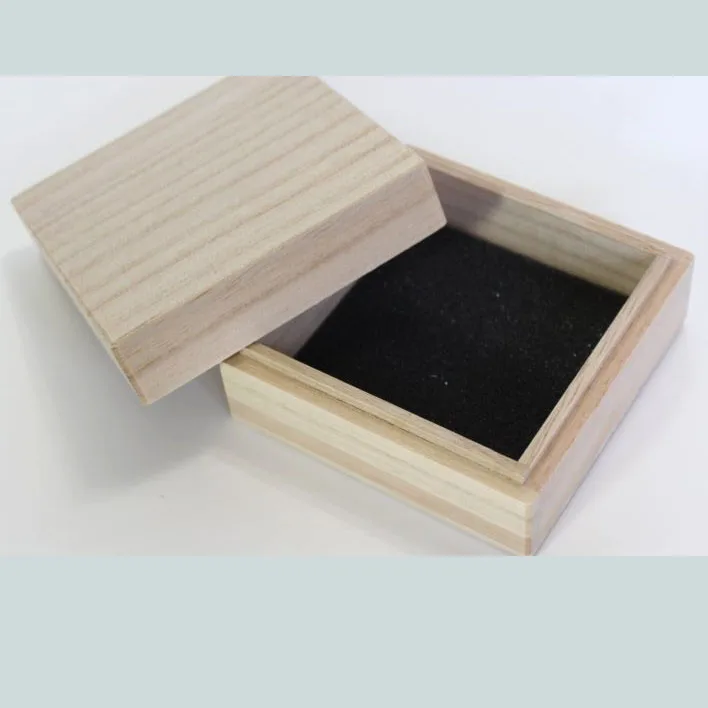 small wooden gift box with lid