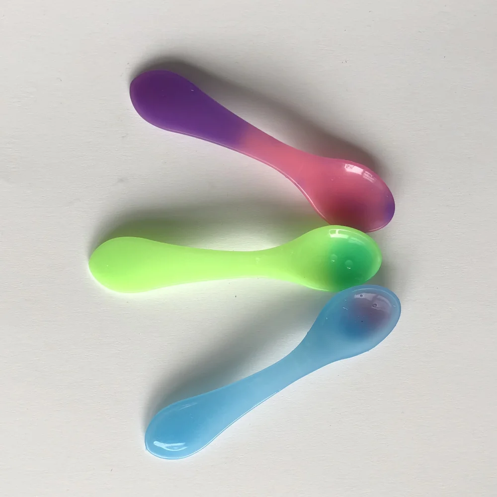 

Cool Change Reusable Color Changing Spoons Approved by FDA