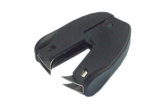 manual stapler remover