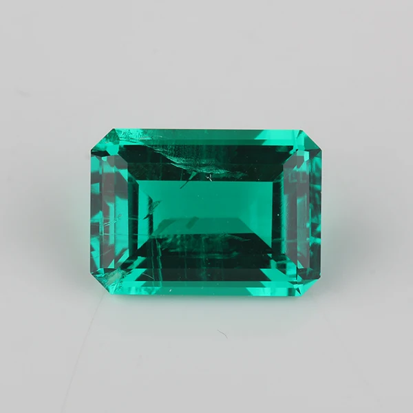 

High quality 8x10mm emerald cut hydrothermal synthetic emerald for jewelry .