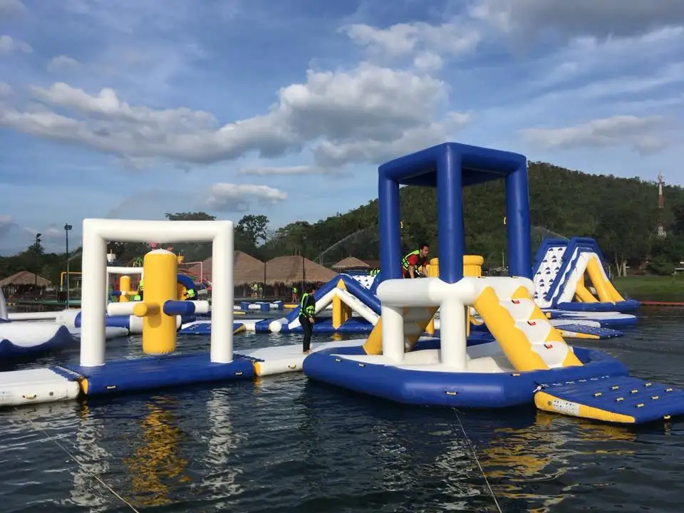 Inflatable Water Floating Obstacle Course / Water Park Games For Resort