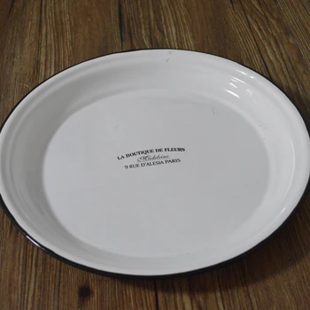 big round serving tray