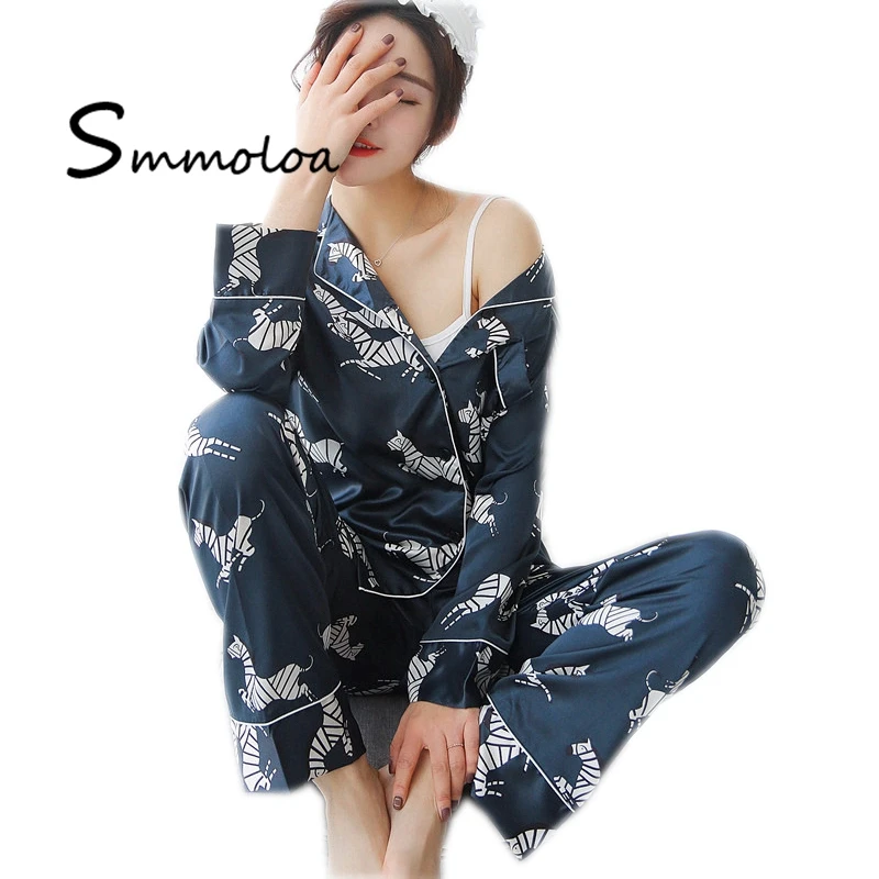 

Smmoloa Wholesale Women Sexy Silk Stain Animal Printed Long Sleeve Pajama Sets, As picture