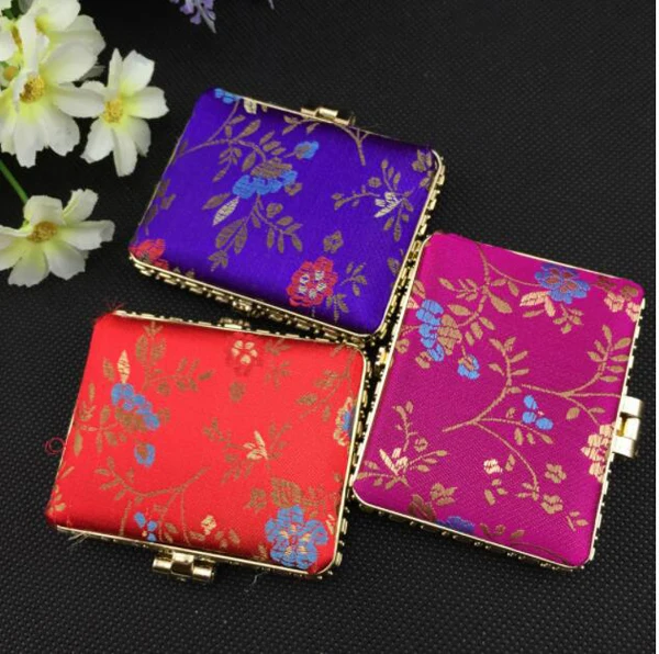 

Custom Square Cloth Mirror Double Sided Folding Makeup Pocket Mirrors