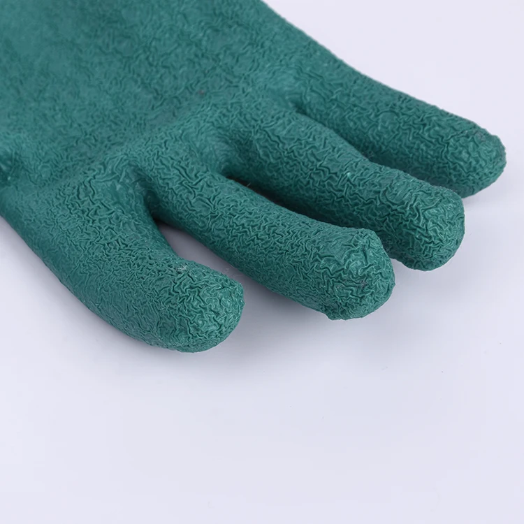 Перчатки полиэфир. Перчатки из полиэфирного волокна. Нитрильное покрытие на перчатках. Перчатки полиэфир зеленые с черным нитриловым покрытием.