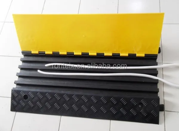flexible 3 channel rubber cable protector