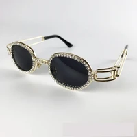

Diamond or Rhinestone Decoration Plain Fashion Luxury Sunglasses 2019 Popular Oval Women Sun Glasses