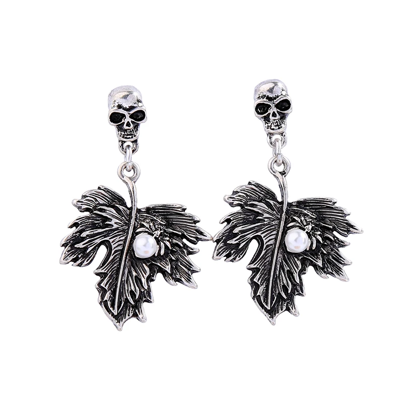 

ed01561c Gothic Carved Maple Leaf Dangle Earrings