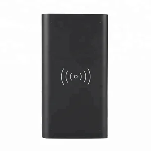 2018 Trending New Product 10000mAh Fast Charging Qi Wireless Charger Power Bank