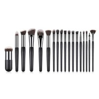

New arrival 2019 beauty makeup brush private label cosmetic 18 pcs makeup brush set from China supplie