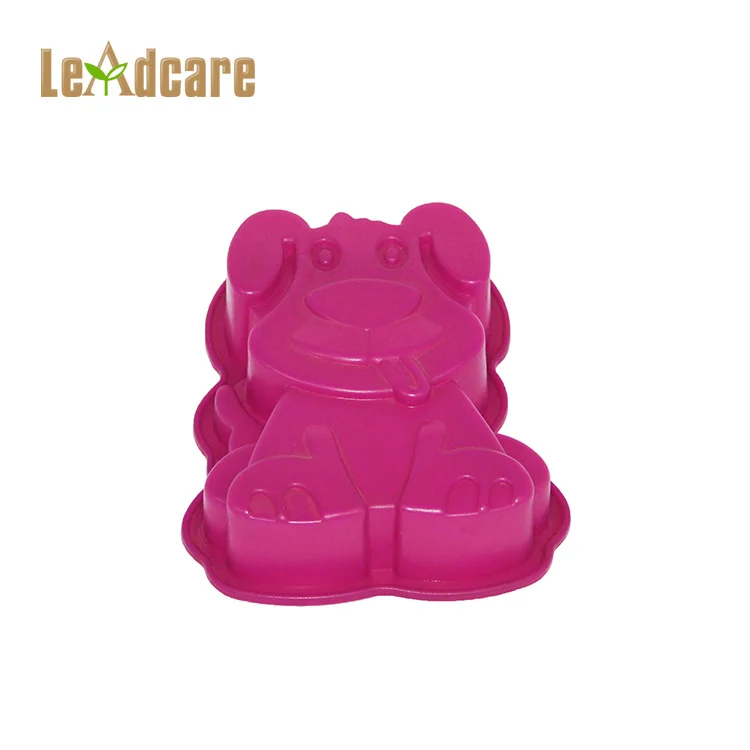 animal shaped cake tins