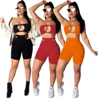 

9032206 Women streetwear 3 colors strapless crop top and shots two piece set