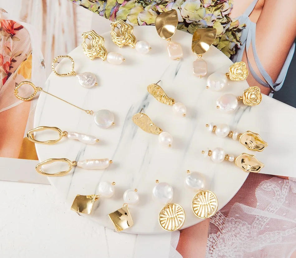 

2019 New Statement Baroque Freshwater Pearl Jewellery Gold Tone Geometric Metal Pearl Dangle Earrings For Women, As picture
