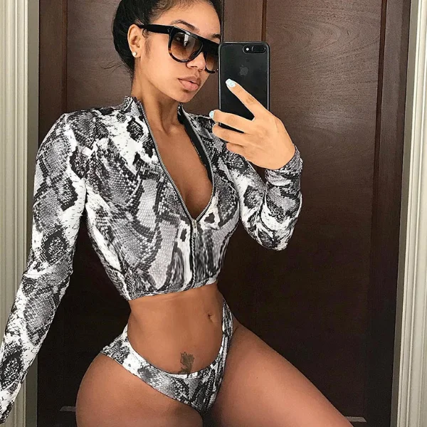 

SP3175A Zipper Up Stand Collar Women Sexy Snake Hoodie, N/a