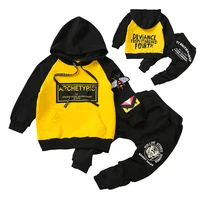 

2018 Newest Design 100% Cotton Children Clothes sets with hood and front Pocket Great Price