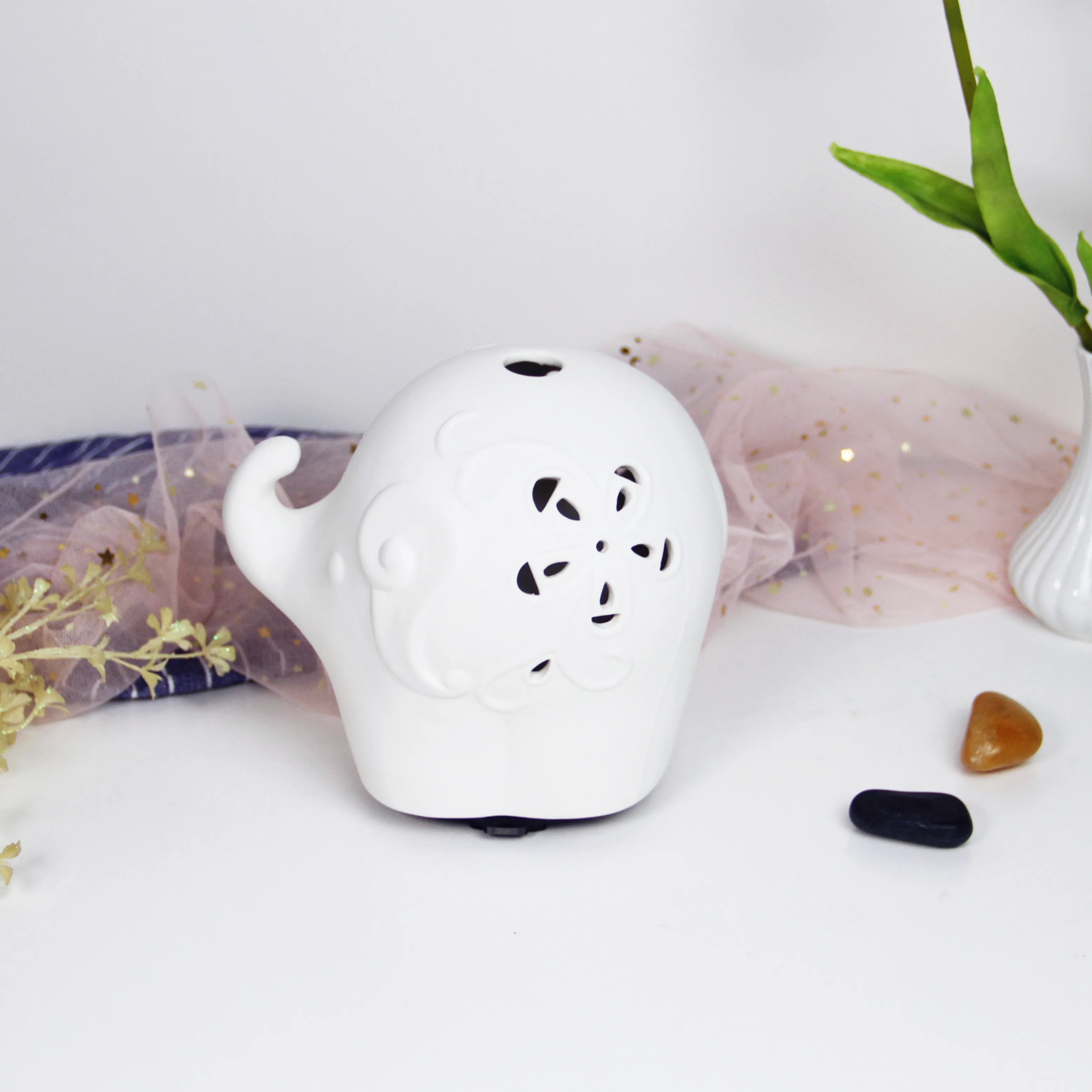 Outstanding Home Decoration Aroma Diffuser Animal Shaped Ceramic