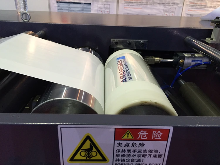 labels hot melt coating machine