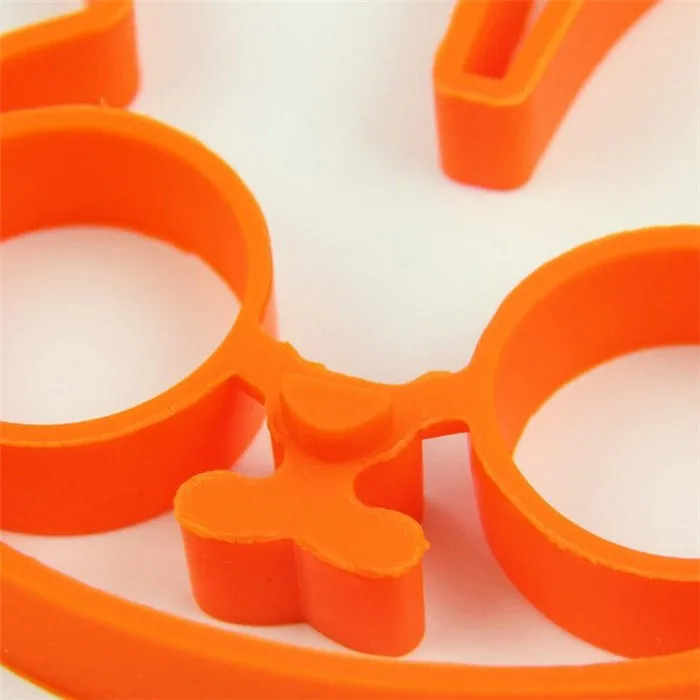 Cartoon rabbit omelette egg mold 3.jpg