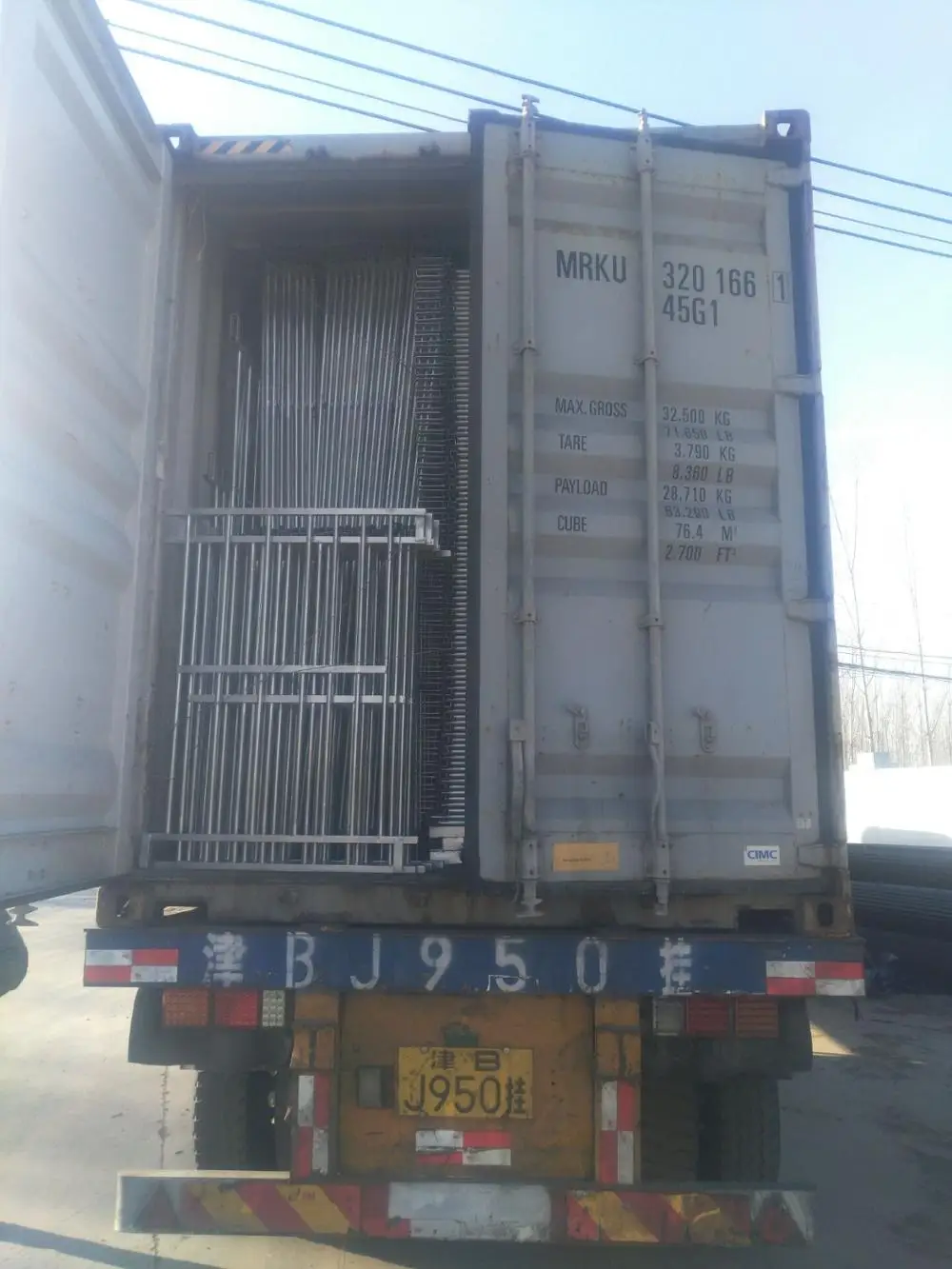 sheep panel packing 1.jpg