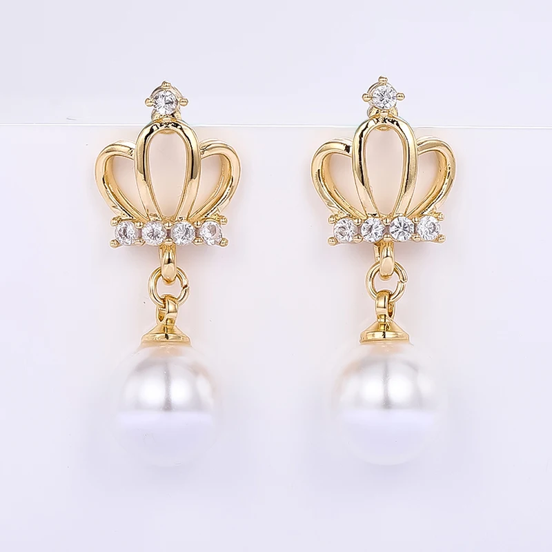 

Lateefah 2019 New Alloy Crown Earrings Zircon Earrings Pearl Earrings for Women Gifts