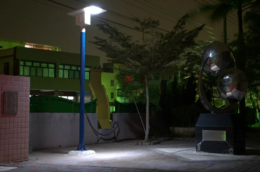 
Made In Taiwan smart all-in-one 2 years Warranty wireless durable solar led street light 