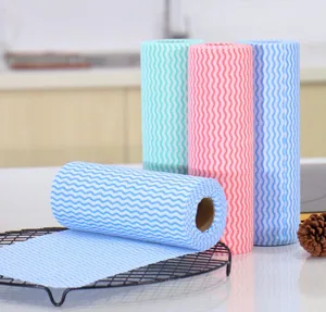 Perforated disposable kitchen wipes rolls of wood pulp spunlace nonwoven rags for household bathroom floor furniture cleaning